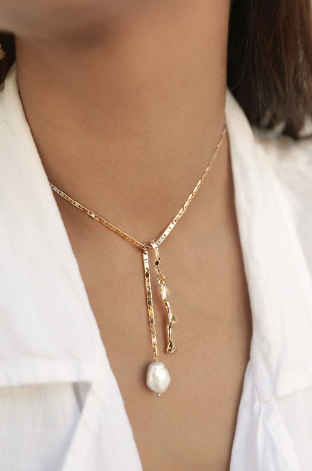 Liquid Gold Bolo Chain Lariat