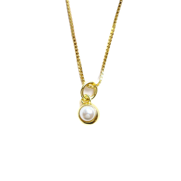 Gold Pearl Necklace