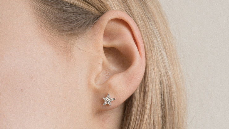 18K Gold Single Star Diamond Earring