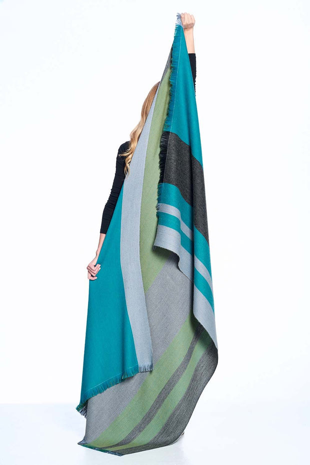 Alpaca Throw Blanket Reversible - Weeping Willow