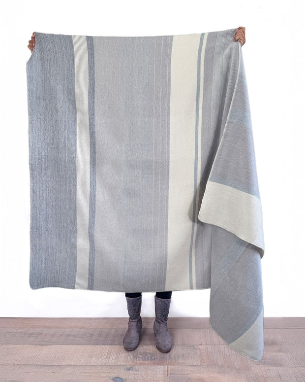 Alpaca Throw Blanket - Silver Birch