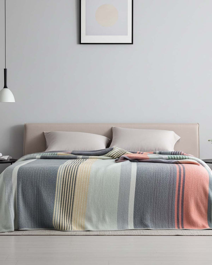 Alpaca Throw Blanket - Spectrum