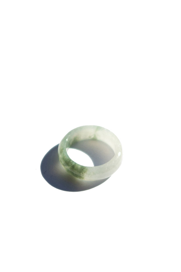 Koi — Mottled green jade ring