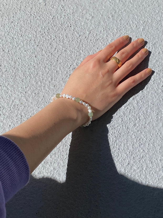 Isabelle — Pearl and Green Jade Bracelet