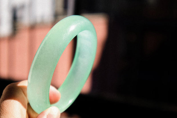 Silk collection | Agave — Classic cyan jade stone bangle