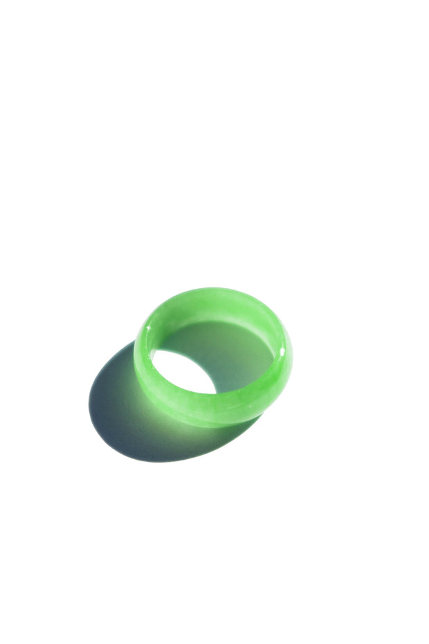 zZ — Imperial green jade ring